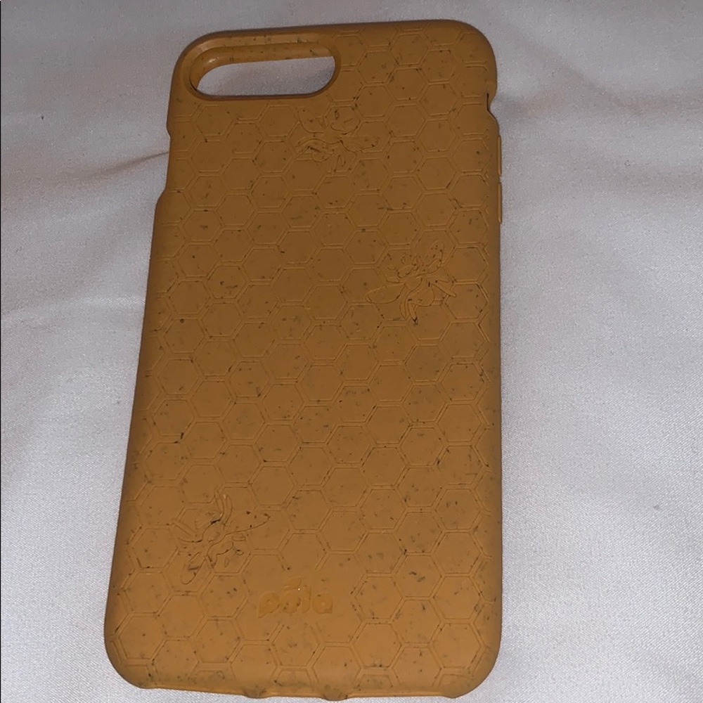 NWOT Pela case with bee design iPhone 6/7/8 PLUS